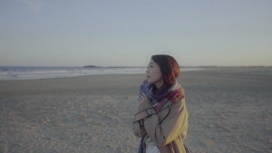 声優・斉藤朱夏、NEWシングルより冬のバラード「36℃」のティザー映像公開