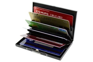 SuicaやPASMOなど非接触型カードのスキミングを防ぐカードケース