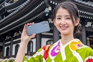 4カメラのスマホ「HUAWEI nova 5T」、紅葉や夜景やモデルさんを撮ってきた