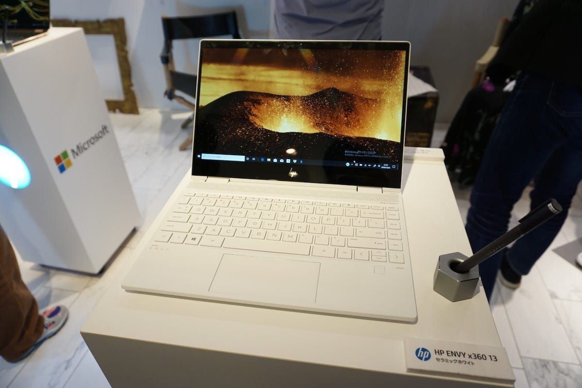 日本HPから4つのプレミアムノートPC、なんと「木」を使ったモデルも | マイナビニュース