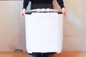 サンコー、コンパクトで設置しやすい二槽式洗濯機「別洗いしま専科」