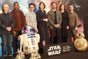 『スター･ウォーズ』は「レイアなしでは終われない」 監督が熱い思い語る