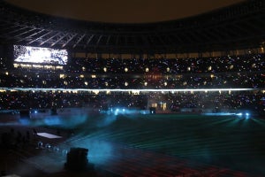 嵐、“夢の舞台”新国立競技場で熱唱「一生の財産に」 6万人を魅了