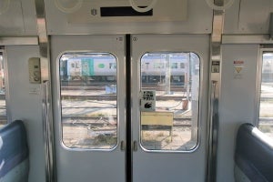 JR四国、列車運行情報にアクセスできるQRコードを普通列車にも拡大