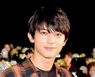 吉沢亮 1番かっこいい と思った俳優を明かす 立ってるだけで マイナビニュース
