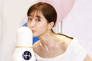 田中みな実、キス連発の大サービス! “最高の告白”も披露「大好き」