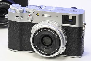 FUJIFILM X100V シルバーは2月27日発売