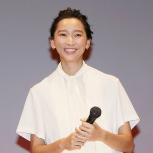 【動画】杏、夫･東出昌大の不倫報道後初の公の場　笑顔でトークも指輪なし