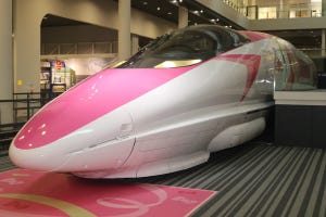 京都鉄道博物館の500系「ハローキティ新幹線」仕様に - 企画展開幕