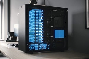 Fractal Design、内部が広く拡張性と静音性に優れたフルタワーケース