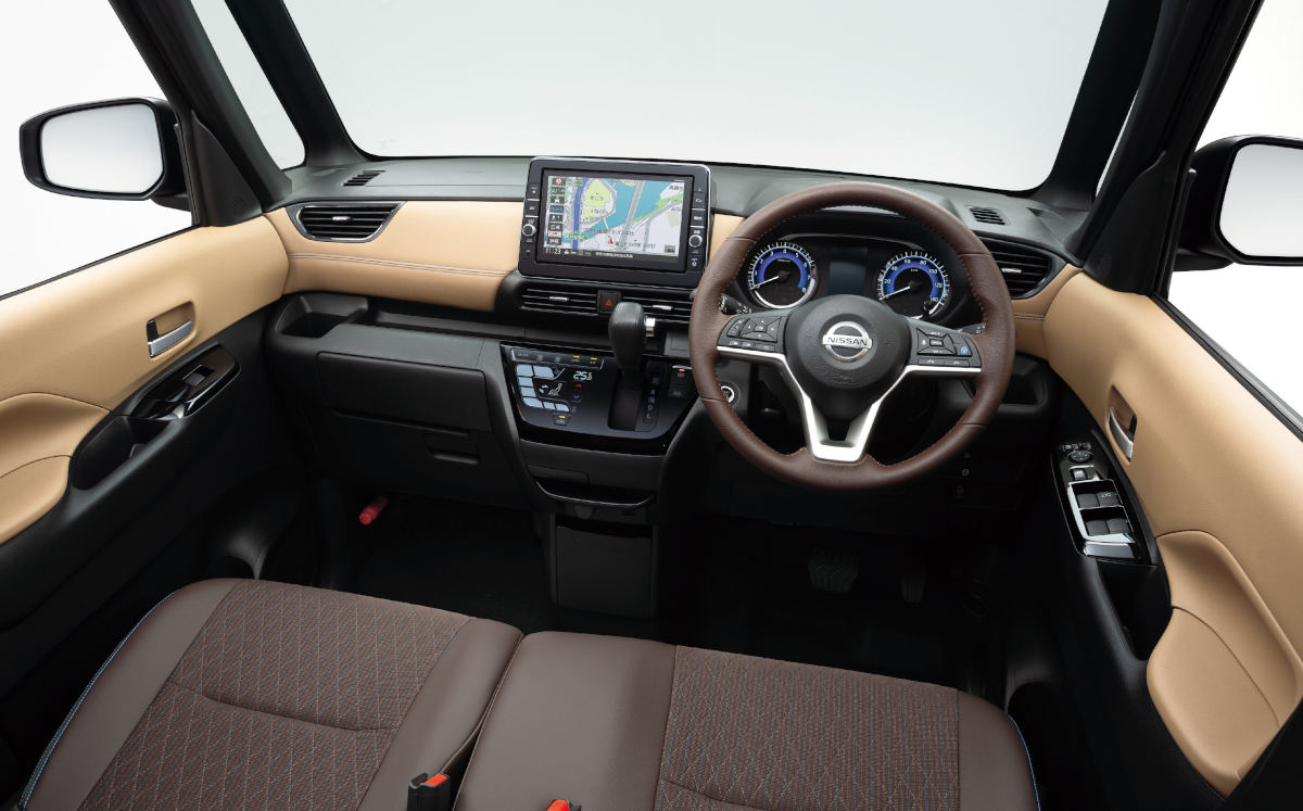 日産の新型軽自動車「ルークス」