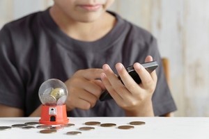 「12歳までに失敗の経験もさせてあげてほしい」家庭でできるお金の教育とは