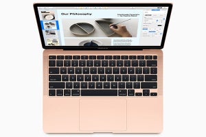 【速報】アップルが「MacBook Air」を刷新　キーボード一新、SSDも増量