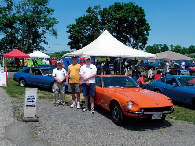 240z 300zx And In A Garage Surrounded By Datsun From The Us 楽 し み How To Enjoy An Old Nippon Car A Car History Researcher Who Loves 240z Vol 2