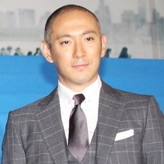 海老蔵 志村けんさんのファンでした 8時だョ 全員集合 正座で視聴 マピオンニュース