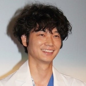 櫻井翔「鳥肌立った」 綾野剛、17年放送『コウノドリ』セリフを完璧再現