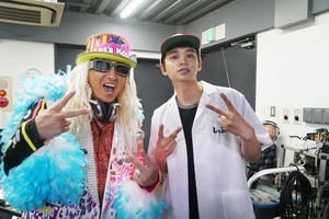 DJ KOO、映画初出演! 北村匠海がキャベツを切るリズムでバイブス最高潮