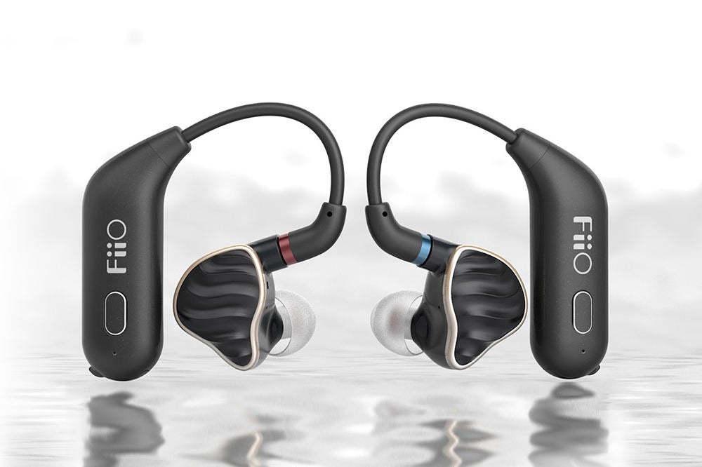 FiiO、好きなイヤホンを完全ワイヤレス化できる耳掛け式Bluetoothレシーバー | マイナビニュース