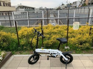 通勤に買い出しに! 電動アシスト自転車「Hold On」が大活躍