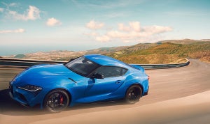 トヨタ、スープラの特別仕様車「RZ“Horizon blue edition"」を限定100台販売