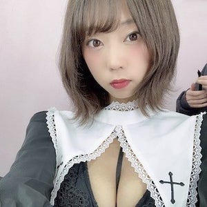 グラビアアイドル青山ひかるがミリタリー風コスプレ披露 アーマーモデリング オフショ公開 マイナビニュース