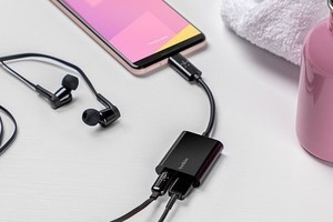 ベルキン、iPad ProやAndroidスマホのUSB-Cを2つに分岐するアダプタ