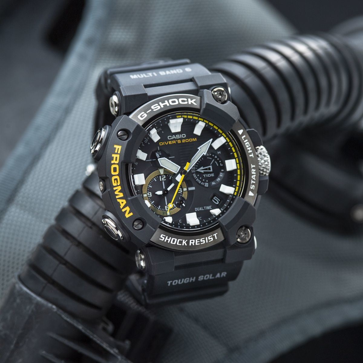 G Shock Frogmanに新作 今度の カエル はなんとアナログモデル マイナビニュース