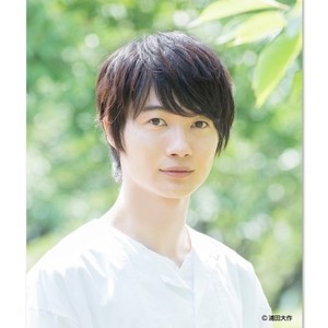 神木隆之介25周年アニバーサリーブック発売! 佐藤健ら30組超の