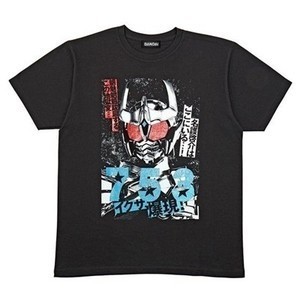 『仮面ライダーキバ』名護啓介はここにいる、情報量多めの「753」Tシャツ爆現!