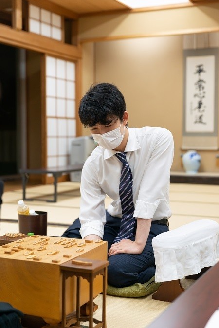 タイトル戦初勝利を挙げた藤井聡太七段。写真は決勝トーナメント準決勝のもの（代表撮影:日本将棋連盟）