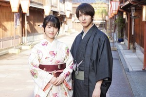 浜辺美波＆横浜流星『私たちはどうかしている』撮影再開　和装姿披露