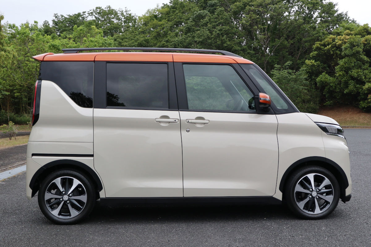 三菱自動車「ekクロス スペース」