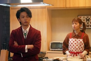 明智(中村倫也)と苺(小芝風花)の関係は…再開『美食探偵』第7話