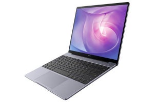 ファーウェイ、Ryzen 5搭載で8万円台の13型ノートPC「MateBook 13」