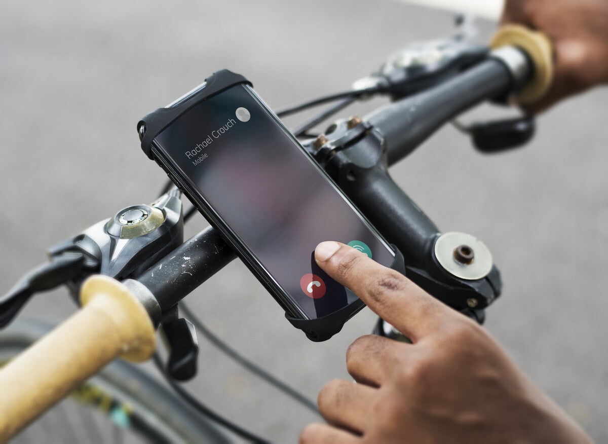 自転車用スマホホルダーおすすめ8選 落ちないもので安全に使おう 操作性や防水機能で マイナビニュース