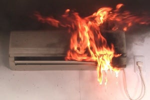 エアコンの内部洗浄が火災につながる恐れ、NITEが注意喚起