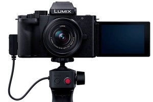 パナソニック、Vlogカメラ「LUMIX G100」国内発表　音声収録を強化
