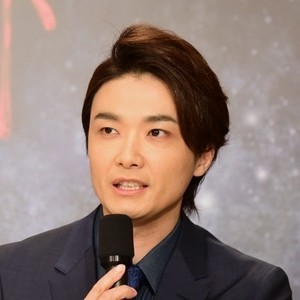 井上芳雄、三浦春馬さん訃報に沈痛「演劇界にとっても大きな損失」