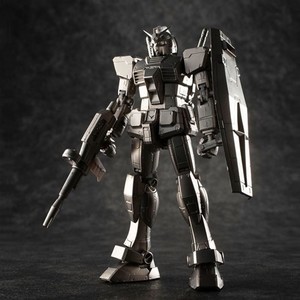 「ガンプラ」40周年「素材の集大成」ガンダリウム合金モデルRX-78-2ガンダム登場