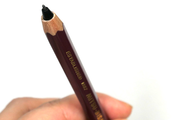 ワコムと三菱鉛筆がコラボ、高級鉛筆「Hi-uni」を再現した