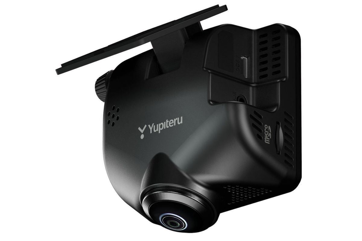 ユピテル、周囲360度と後方を撮影するドライブレコーダー | マイナビ
