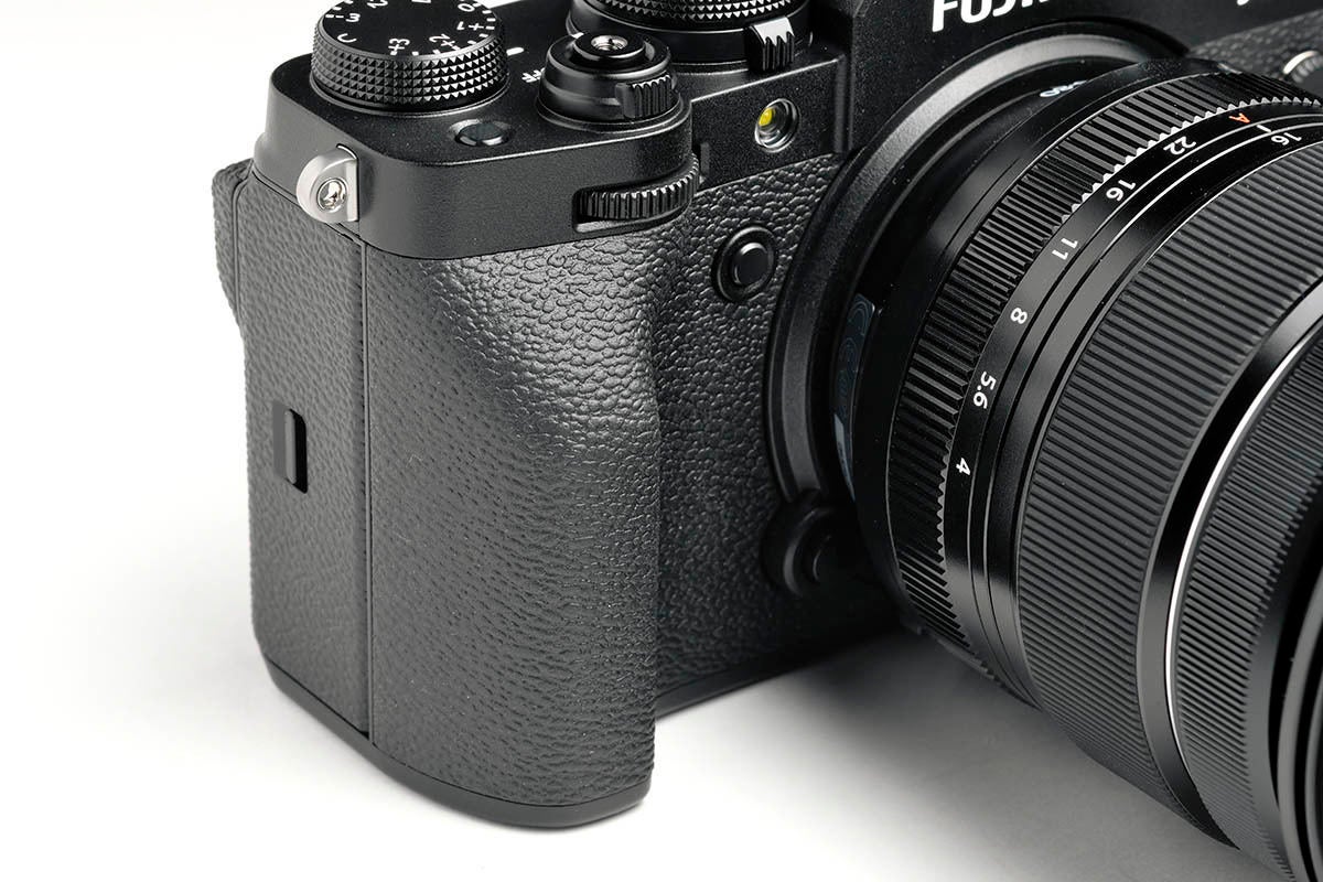 富士フイルム「X-T4」レビュー（前編） ファンが感じた「残念な改良点」 | マイナビニュース