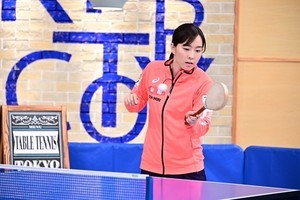 安住アナ、卓球の石川佳純選手と真剣勝負! 意外な実力が明らかに