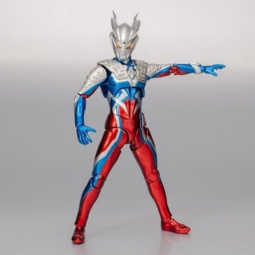 「ウルトラマンゼロ」10周年記念版フィギュアの詳細を公開 | マイ