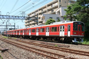 小田急「赤い1000形」で箱根の復活アピール、鉄道以外の改良も進む