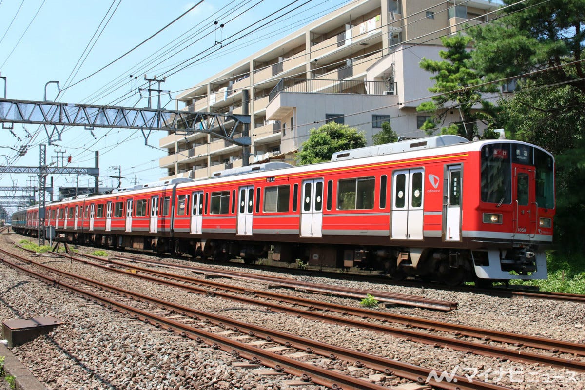 小田急 赤い1000形 で箱根の復活アピール 鉄道以外の改良も進む マイナビニュース