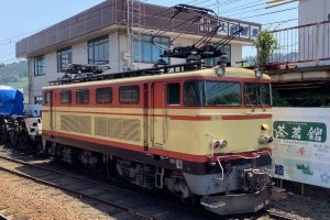 大井川鐵道「ELかわね路号」元西武の機関車E31形が旧型客車を牽引