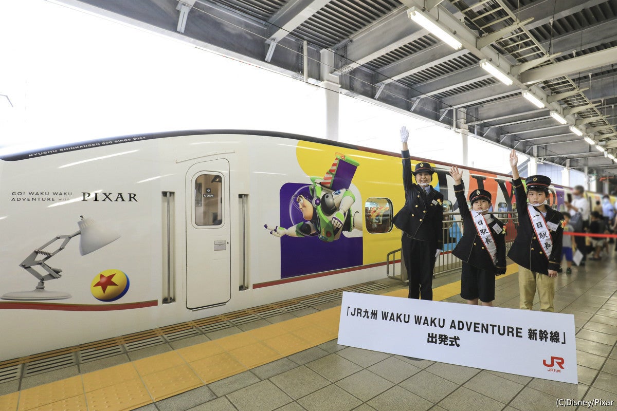 Jr九州 Waku Waku Adventure 新幹線 ピクサーデザイン800系登場 マイナビニュース