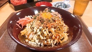 すき家の新メニュー「お好み牛玉丼 広島Mix」はボリュームも情報量もMAXだった!!