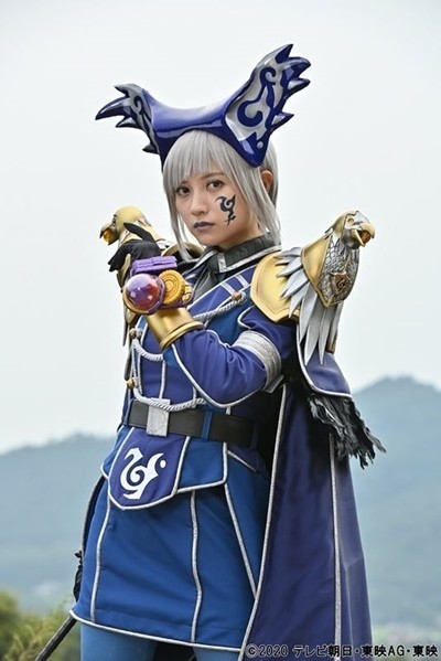 キラメイジャー』コスプレイヤー桃月なしこが敵幹部ヨドンナ役で キラメイジャー』コスプレイヤー桃月なしこが敵幹部ヨドンナ役で